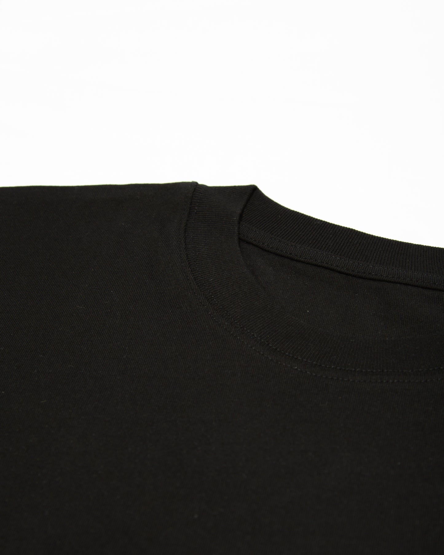 ZWART T-SHIRT - 01 KEEP IT SIMPLE