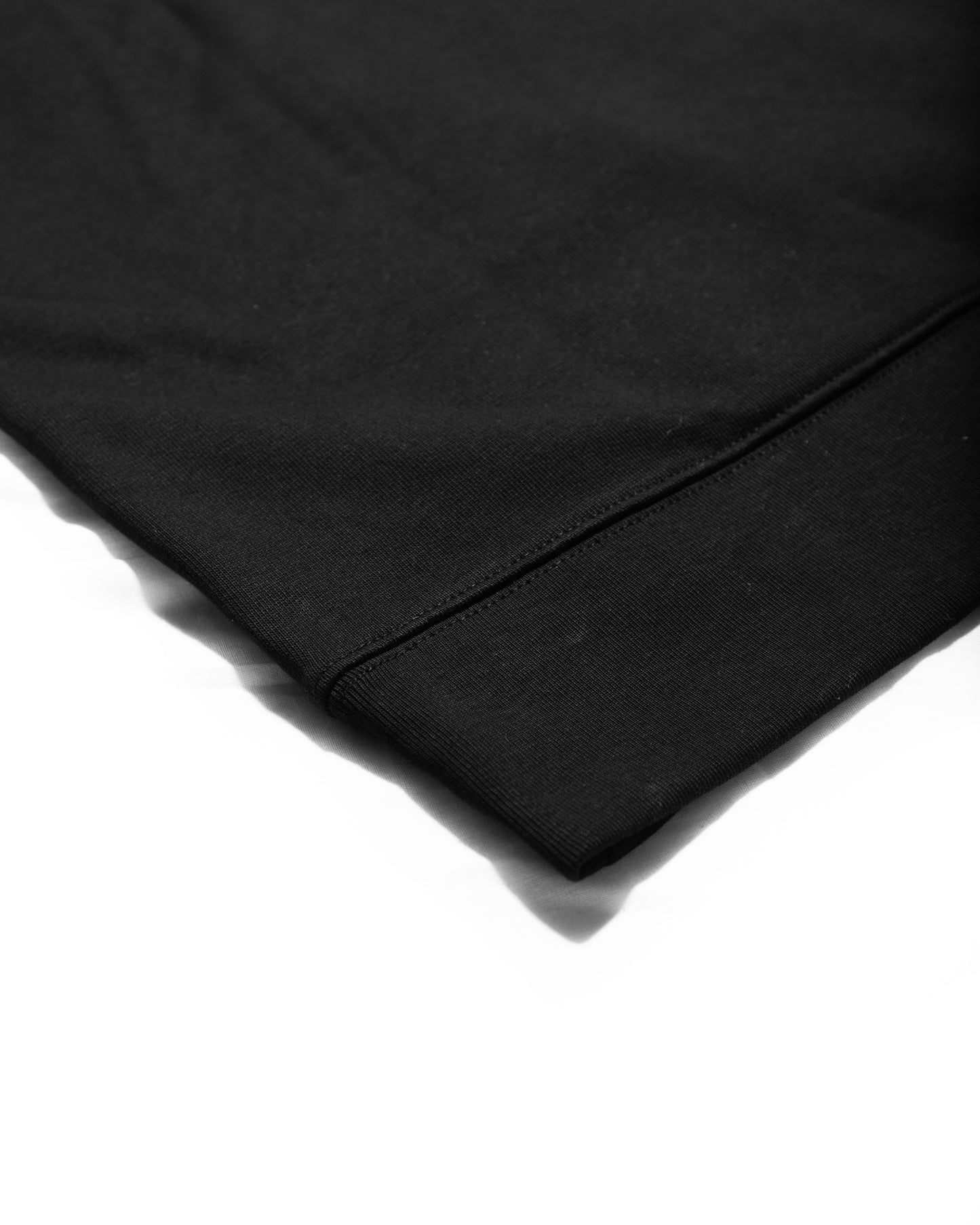 BLACK SWEATER - 01 KEEP IT SIMPLE