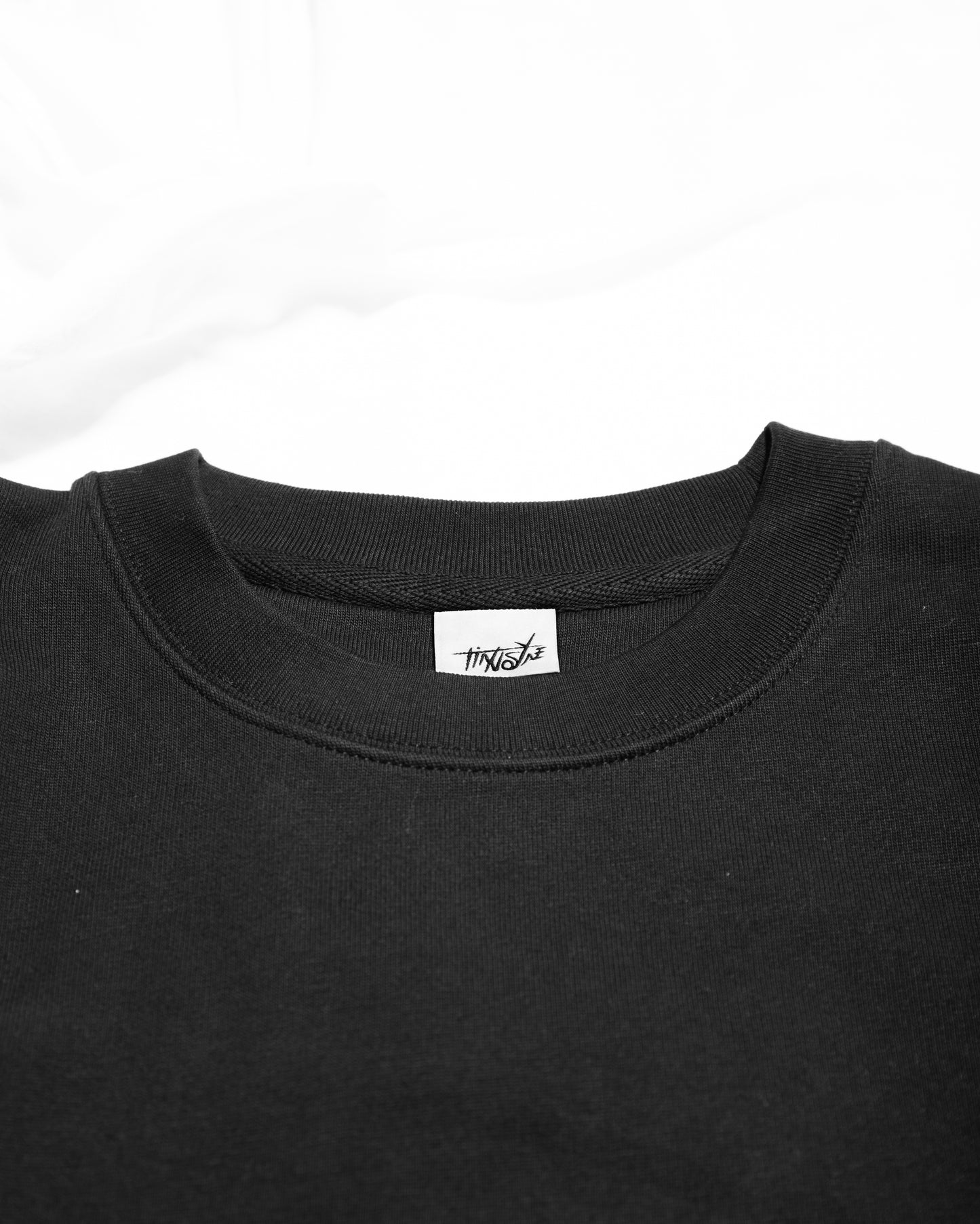 BLACK SWEATER - 01 KEEP IT SIMPLE