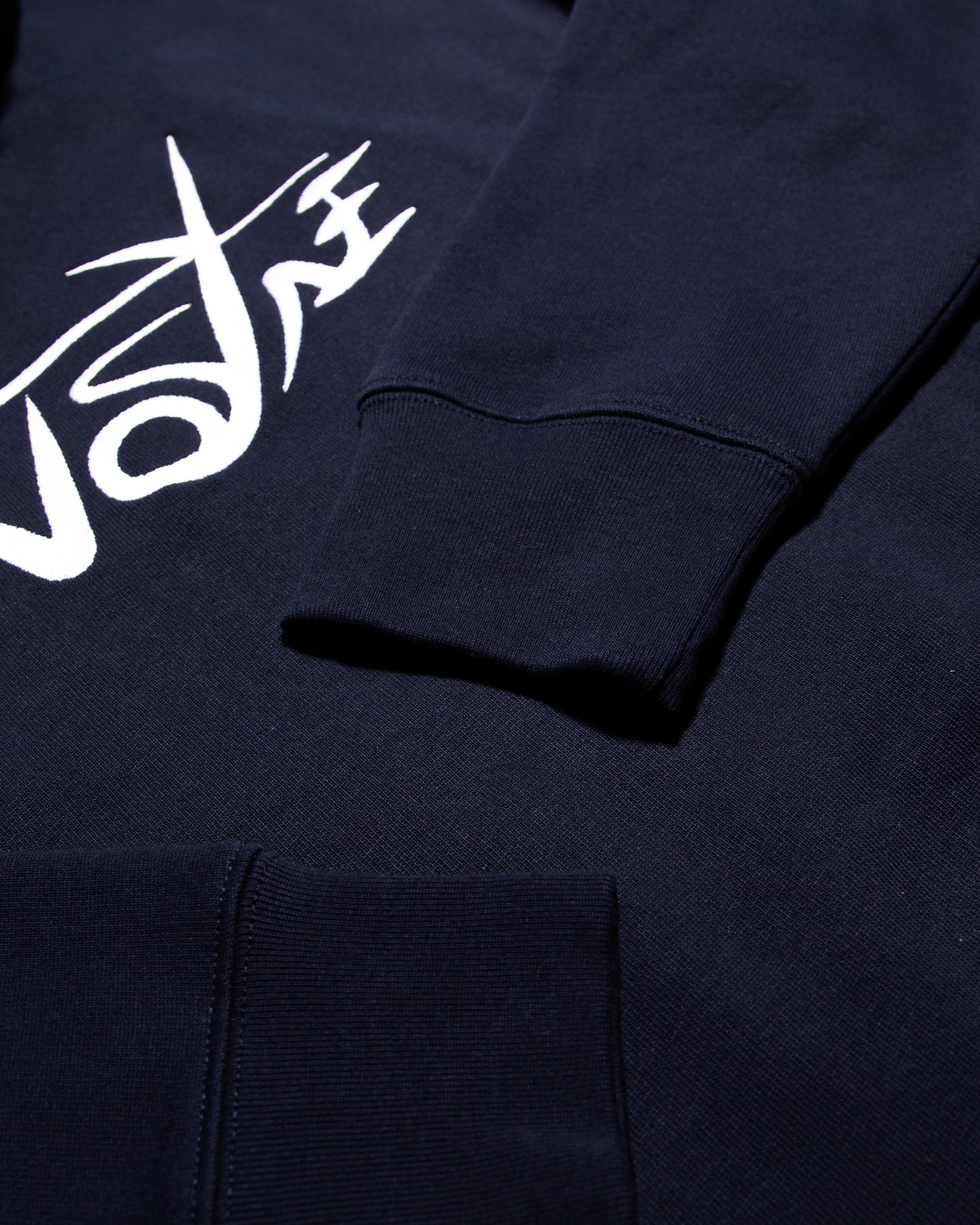 NAVY BLAUWE HOODIE - 01